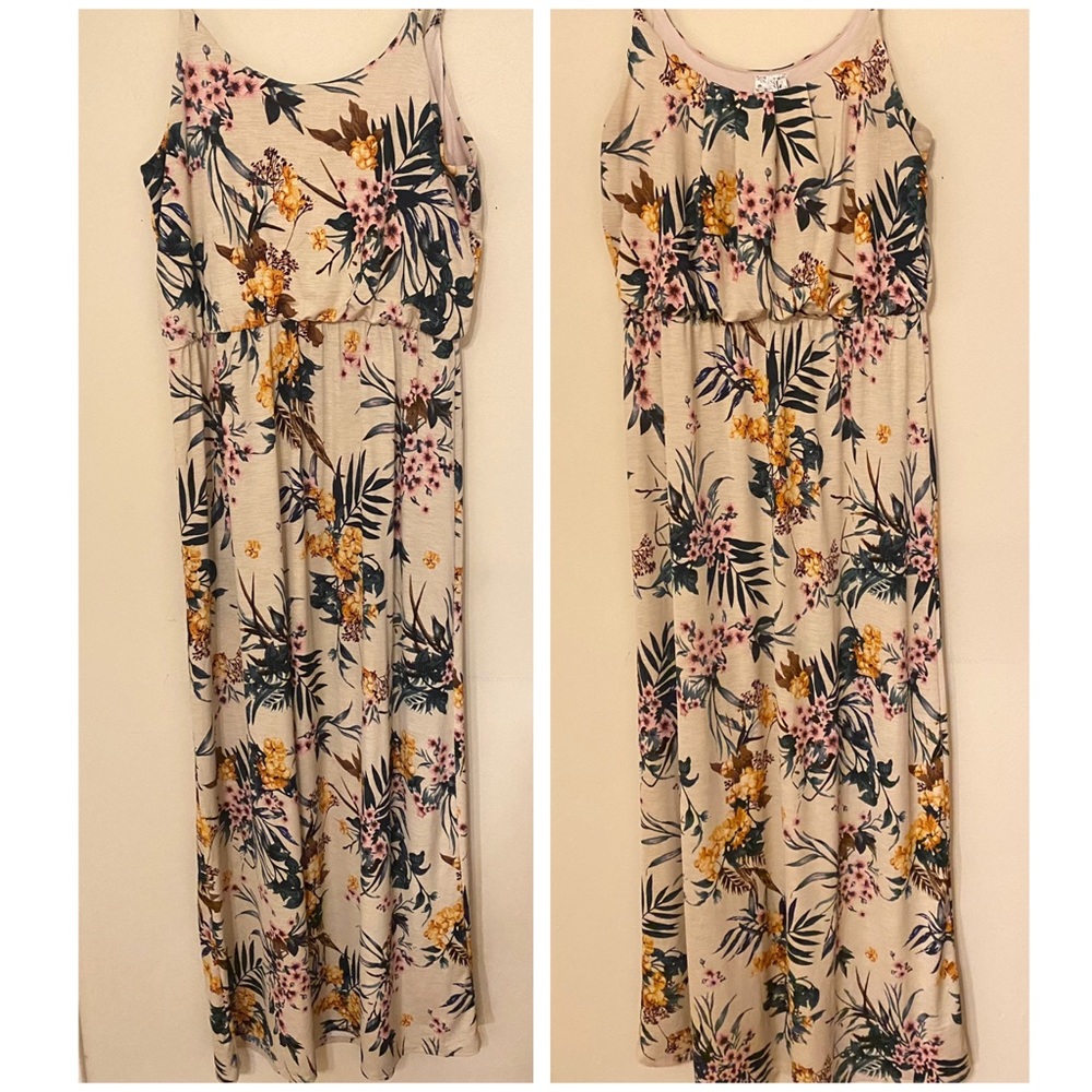Size small - beige floral dress